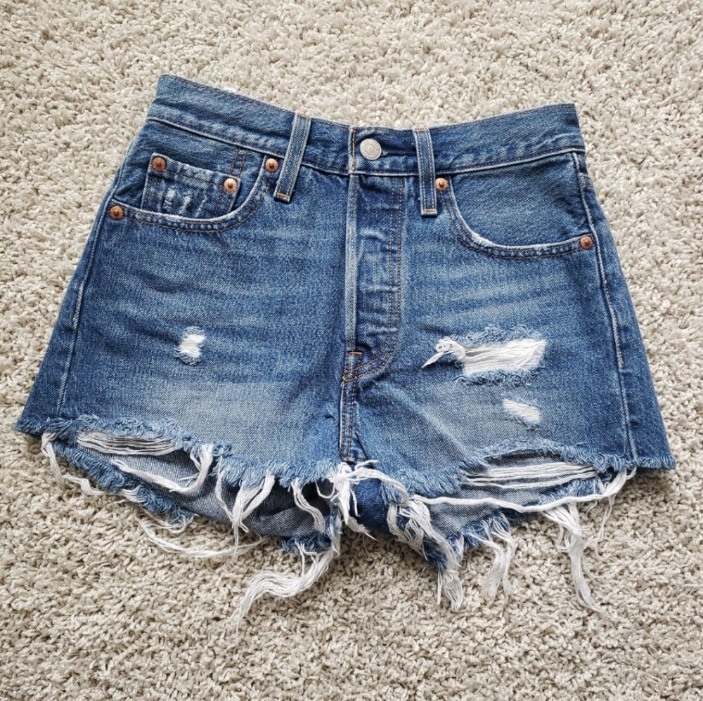 Levi shorts